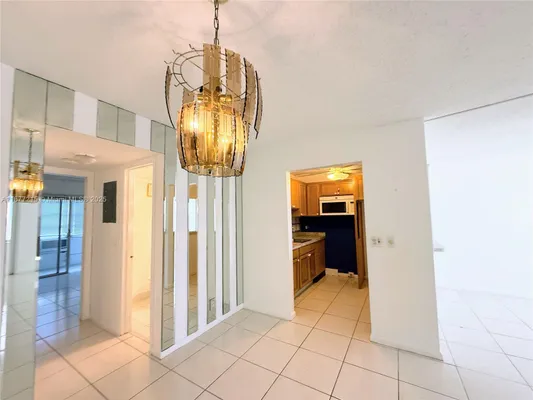 Property Slideshow image 3 of 15 | 110 harwood j, Deerfield Beach, FL, 33442