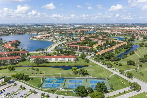 Property Slideshow image 3 of 10 | 901 sw 128th ter a204, Pembroke Pines, FL, 33027