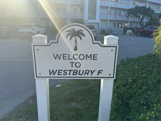 Property Slideshow image 2 of 20 | 1011 westbury f # 1011, Deerfield Beach, FL, 33442