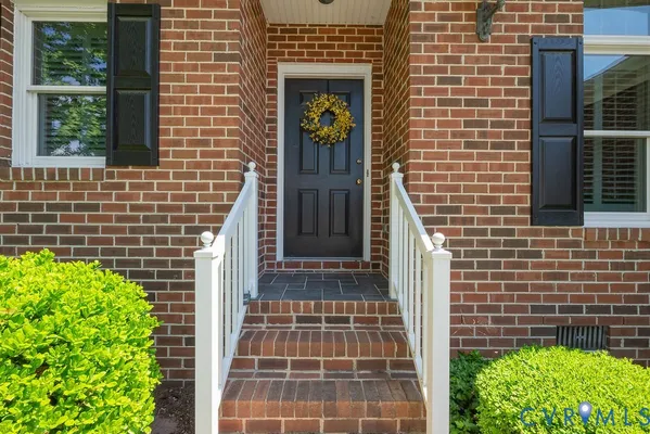 Property Slideshow image 3 of 46 | 5713 lakemere dr, North Chesterfield, VA, 23234