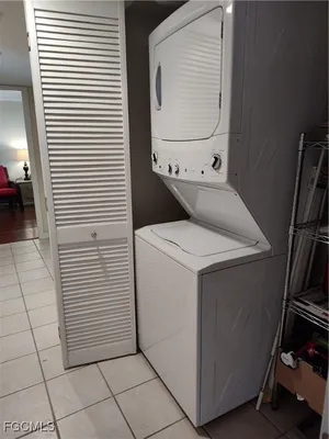 Property Slideshow image 3 of 14 | 5630 trailwinds dr apt 223, Fort Myers, FL, 33907