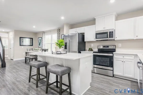 Property Slideshow image 3 of 10 | 7703 baron berkley ln, New Kent, VA, 23124