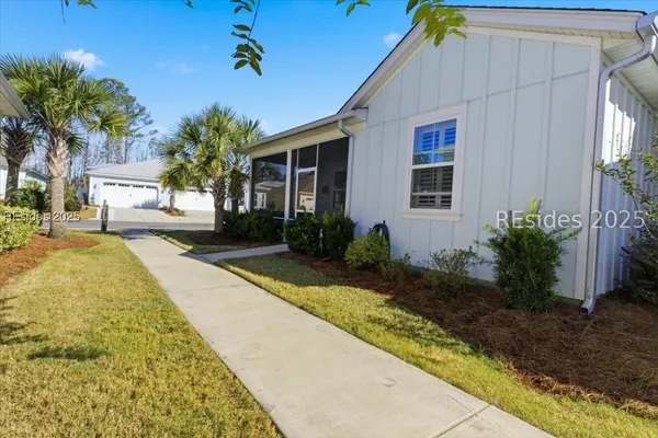 Property Slideshow image 3 of 81 | 674 beachcomber blvd # 101, Hardeeville, SC, 29927