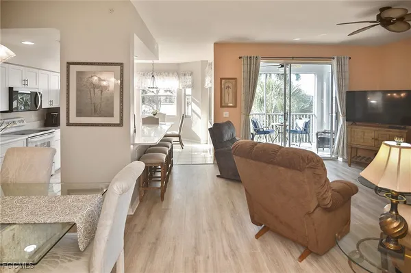 Property Slideshow image 3 of 40 | 8076 queen palm ln apt 436, Fort Myers, FL, 33966