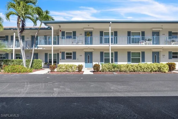 Property Slideshow image 2 of 50 | 325 charlemagne blvd b103, Naples, FL, 34112