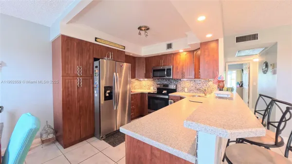 Property Slideshow image 3 of 17 | 4025 farnham o # 4025, Deerfield Beach, FL, 33442