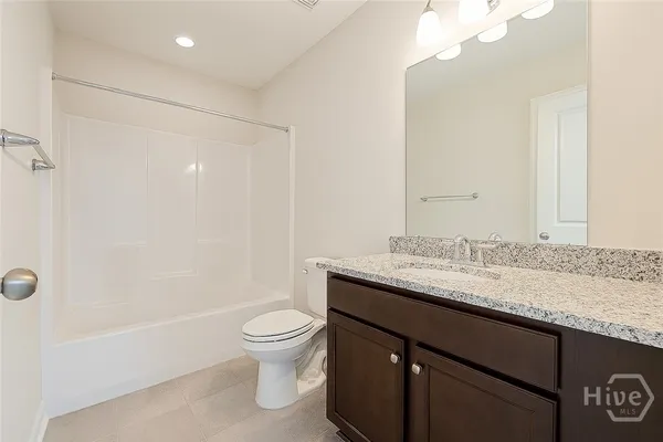 Property Slideshow image 3 of 34 | 46 bull run rd, Richmond Hill, GA, 31324