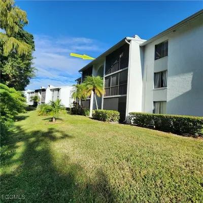 Property Slideshow image 2 of 30 | 9650 green cypress ln # 23-g3, Fort Myers, FL, 33905