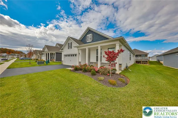 Property Slideshow image 2 of 18 | 8005 august ave, Breinigsville, PA, 18031