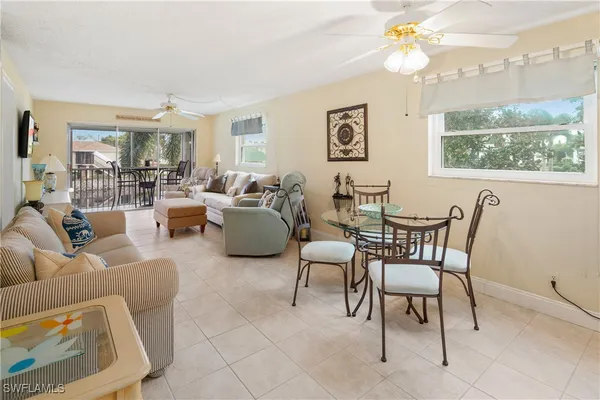 Property Slideshow image 2 of 15 | 3150 binnacle dr 2f, Naples, FL, 34103