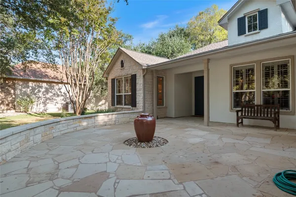 Property Slideshow image 3 of 30 | 115 longhorn trl, Georgetown, TX, 78633