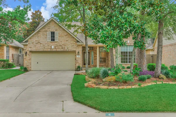 Property Slideshow image 2 of 38 | 6 wrenfield pl, The Woodlands, TX, 77384