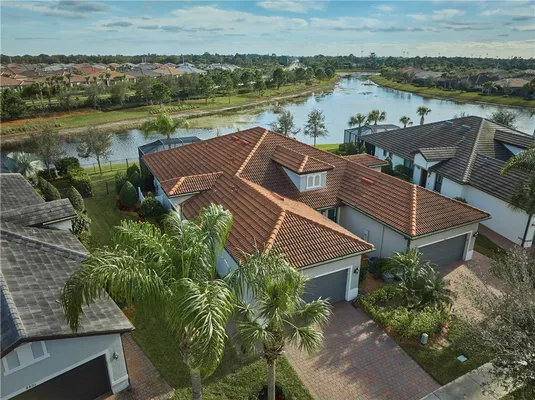 Property Slideshow image 3 of 34 | 4407 beauty leaf cir, Vero Beach, FL, 32967