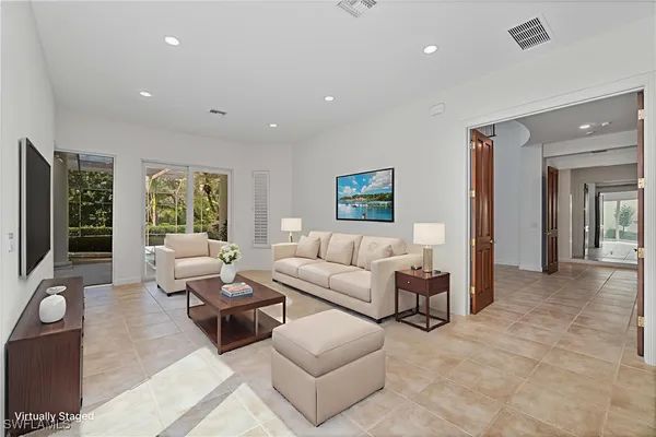 Property Slideshow image 3 of 33 | 8169 via vecchia, Naples, FL, 34108