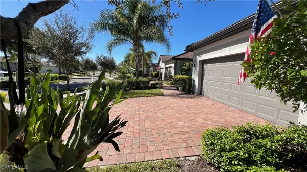 Property Slideshow image 3 of 33 | 5845 mayflower way, Ave Maria, FL, 34142