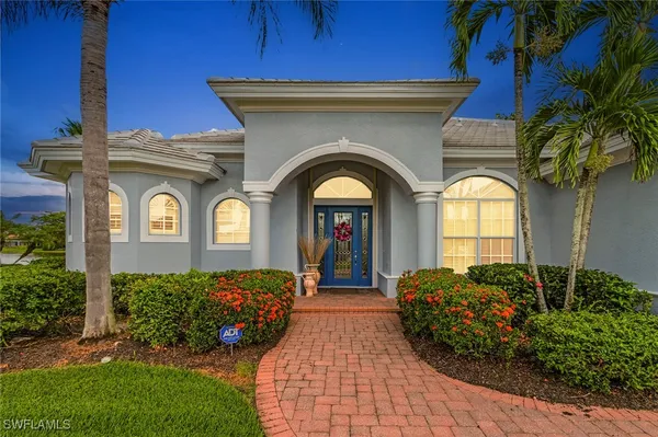 Property Slideshow image 2 of 32 | 8983 star tulip ct, Naples, FL, 34113