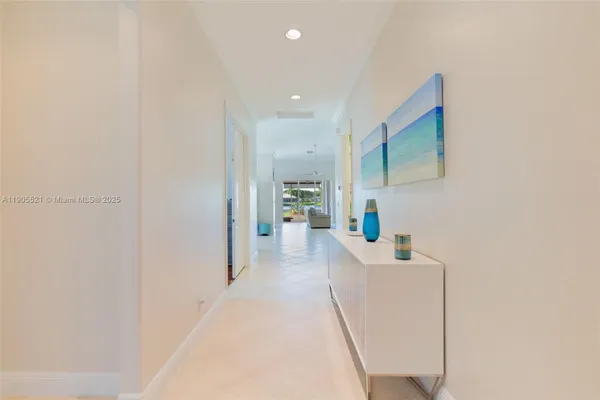 Property Slideshow image 3 of 43 | 2675 clipper cir, West Palm Beach, FL, 33411