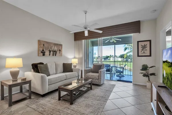 Property Slideshow image 2 of 40 | 14510 farrington way apt 204, Fort Myers, FL, 33912