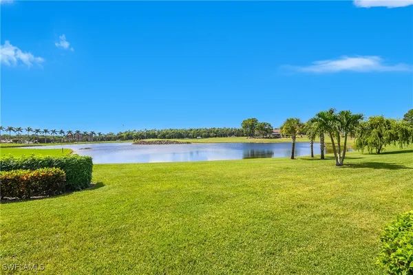 Property Slideshow image 2 of 35 | 9185 michael cir 1203, Naples, FL, 34113