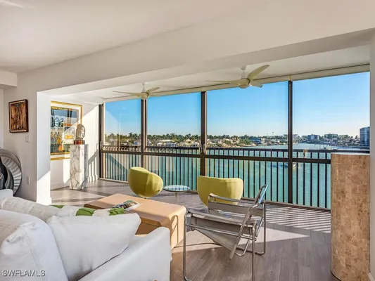 Property Slideshow image 3 of 15 | 222 harbour dr 503, Naples, FL, 34103