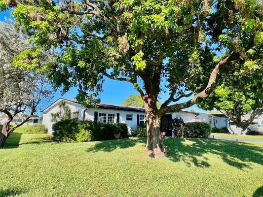 Property Slideshow image 2 of 26 | 1175 nw 72nd ter, Margate, FL, 33063