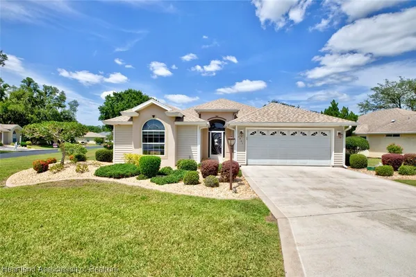 Property Slideshow image 2 of 45 | 3501 e saint andrews dr, Avon Park, FL, 33825