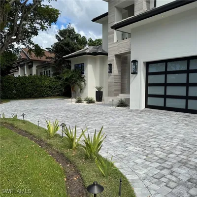 Property Slideshow image 3 of 41 | 3190 crayton rd, Naples, FL, 34103