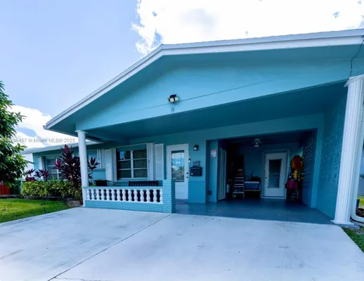 Property Slideshow image 3 of 35 | 4518 nw 45th ct, Tamarac, FL, 33319