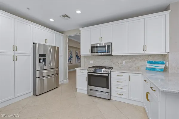 Property Slideshow image 2 of 47 | 3705 montreux ln 104, Naples, FL, 34114