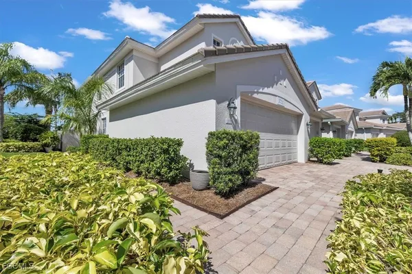 Property Slideshow image 3 of 50 | 3711 pebblebrook ridge ct apt 101, Fort Myers, FL, 33905