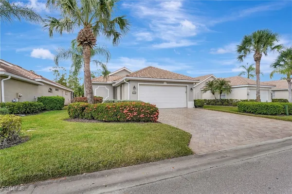 Property Slideshow image 2 of 38 | 8350 langshire way, Fort Myers, FL, 33912