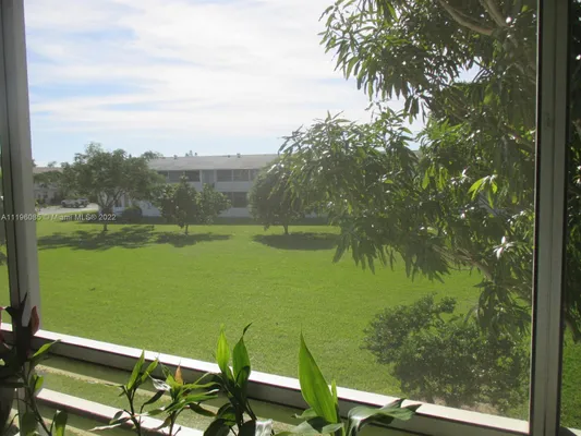 Property Slideshow image 2 of 6 | 95 kent f # 95, West Palm Beach, FL, 33417