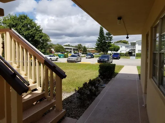 Property Slideshow image 2 of 6 | 206 sheffield i 206, West Palm Beach, FL, 33417