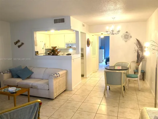 Property Slideshow image 2 of 100 | 2901 nw 47th ter 344b, Lauderdale Lakes, FL, 33313