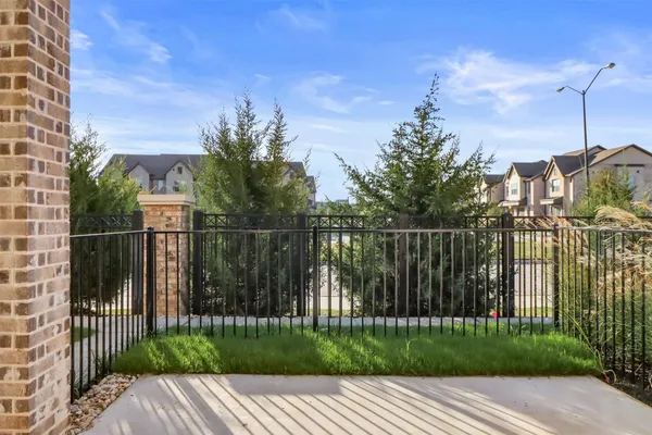 Property Slideshow image 3 of 22 | 2617 st helena ln, Grand Prairie, TX, 75054