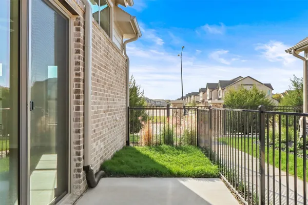 Property Slideshow image 3 of 27 | 2619 st helena ln, Grand Prairie, TX, 75054