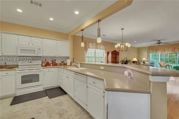 Property Slideshow image 3 of 60 | 7 holly ribbons cir, Bluffton, SC, 29909