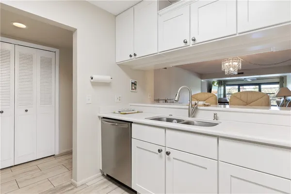 Property Slideshow image 3 of 31 | 21 plantation dr apt 205, Vero Beach, FL, 32966