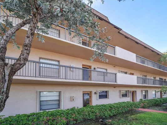 Property Slideshow image 2 of 19 | 6090 n sabal palm blvd 204, Tamarac, FL, 33319