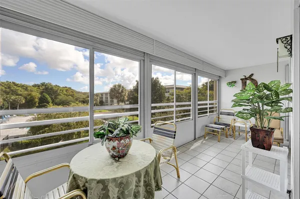 Property Slideshow image 2 of 26 | 2504 antigua terrace ter j3, Coconut Creek, FL, 33066