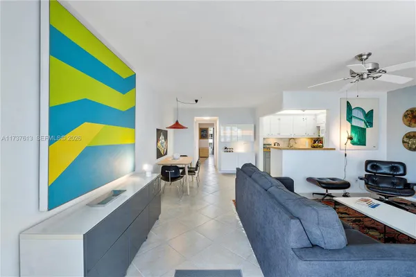 Property Slideshow image 2 of 39 | 143 oakridge j 143, Deerfield Beach, FL, 33442