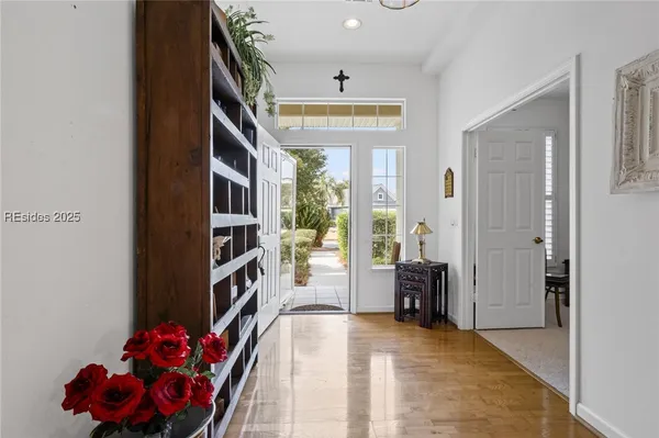 Property Slideshow image 3 of 26 | 6 screven ct, Bluffton, SC, 29909