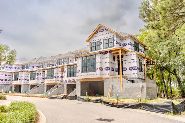 Property Slideshow image 2 of 8 | 4 grandview ct 2, Hilton Head Island, SC, 29926