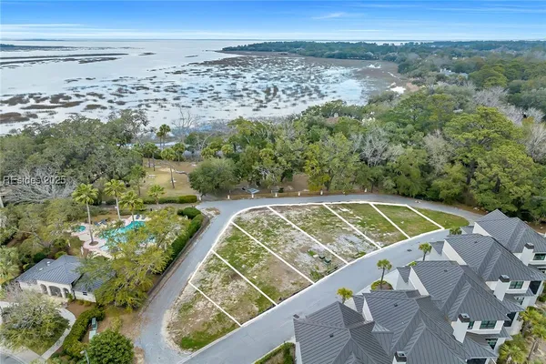 Property Slideshow image 3 of 6 | 8 grandview ct 6, Hilton Head Island, SC, 29926