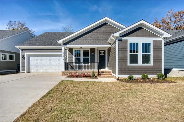 Property Slideshow image 2 of 35 | 1212 hitchens ln, Williamsburg, VA, 23188