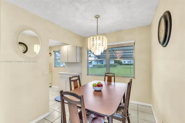 Property Slideshow image 3 of 32 | 73 farnham d # 73, Deerfield Beach, FL, 33442