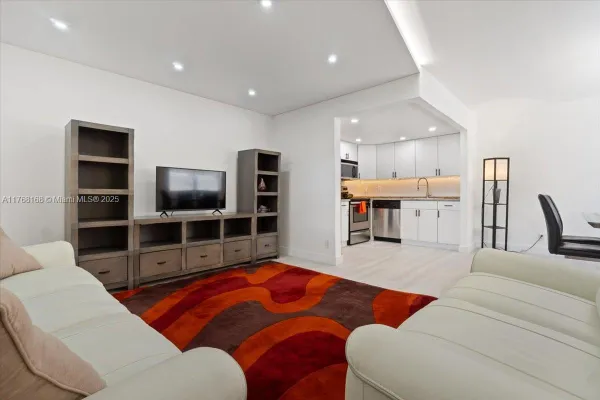 Property Slideshow image 2 of 29 | 590 brittany m 590, Delray Beach, FL, 33446