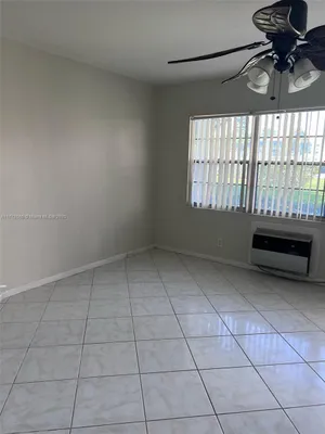 Property Slideshow image 2 of 6 | 90 fanshaw c 90, Boca Raton, FL, 33434