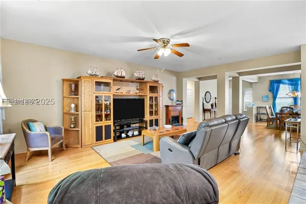 Property Slideshow image 3 of 20 | 79 hampton cir, Bluffton, SC, 29909