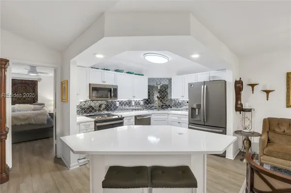 Property Slideshow image 2 of 34 | 380 marshland rd h34, Hilton Head Island, SC, 29926